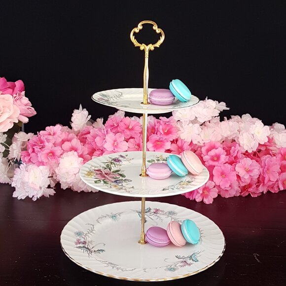 Handmade 3 Tier Bone China Cake Stand Floral Dessert Serving Tray - Picture 3 of 9